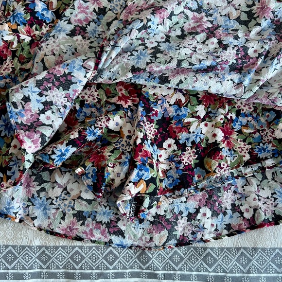 Sézane Nour Floral Mini Skirt - Picture 4 of 8